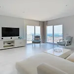 Sea View *