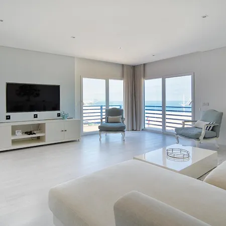 Sea View *